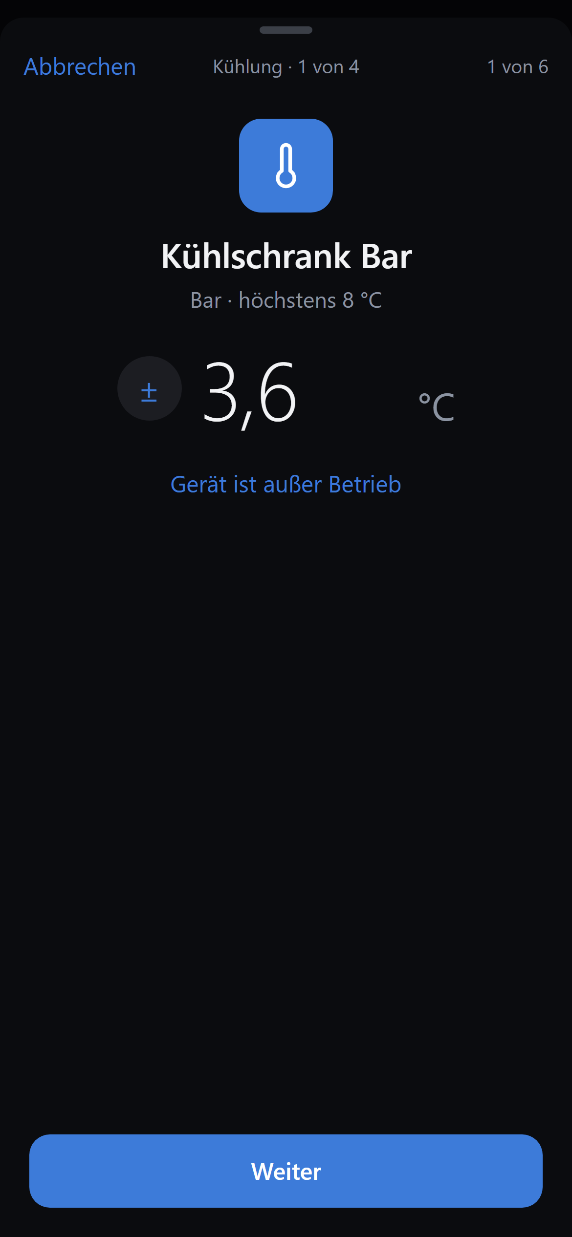 Mitarbeiter-App beim Temperatur-Rundgang: Kühlschrank Bar, höchstens 8 °C, gemessen 3,6 °C, Vorführbetrieb mit erfundenen Daten